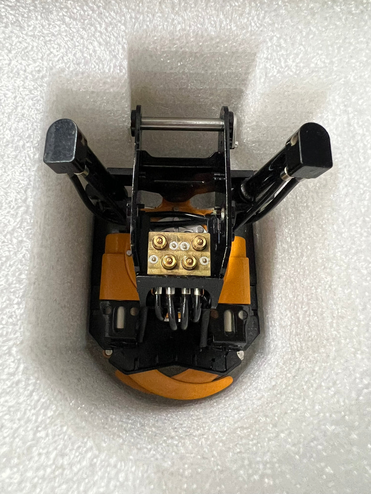 Tilt Rotator YELLOW for RC Liebherr R914, R920 and A914 CUT Excavator