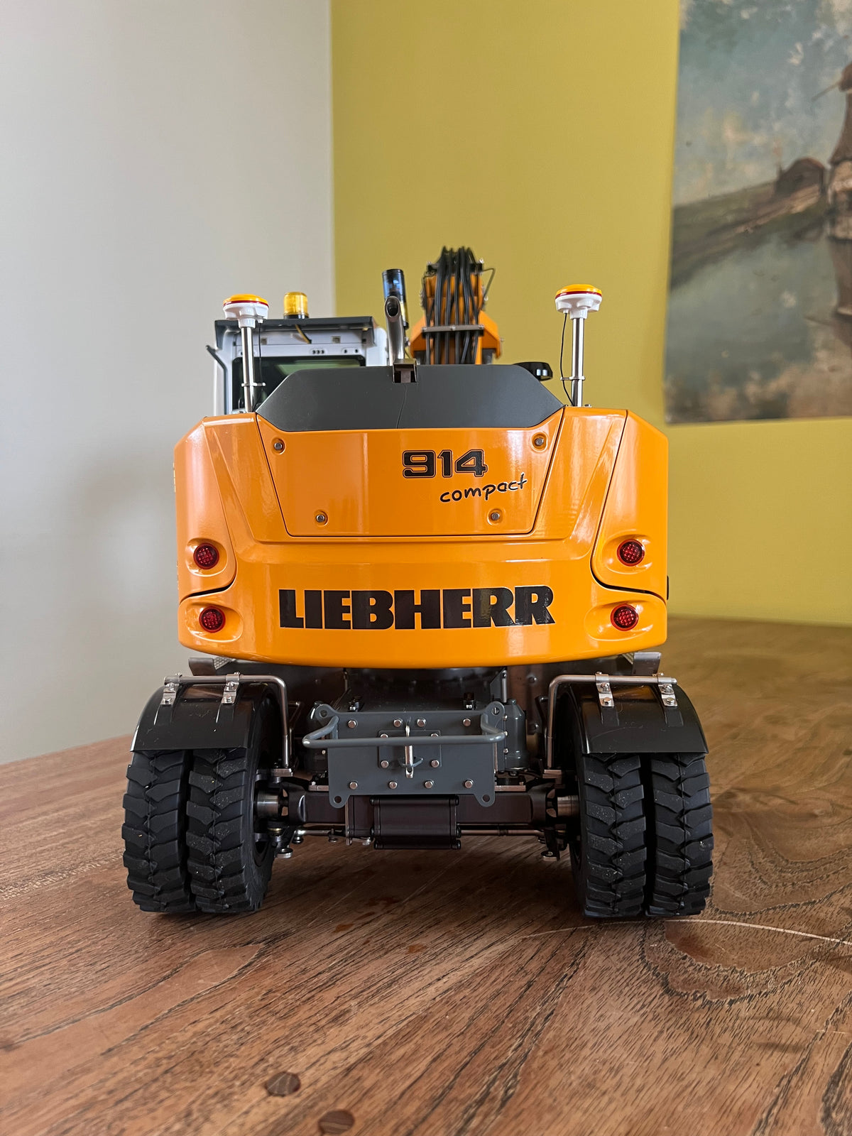 RC 1/14 Liebherr A914 Wheel Excavator CUT UPGRADED Version // No Hydraulic Support Legs