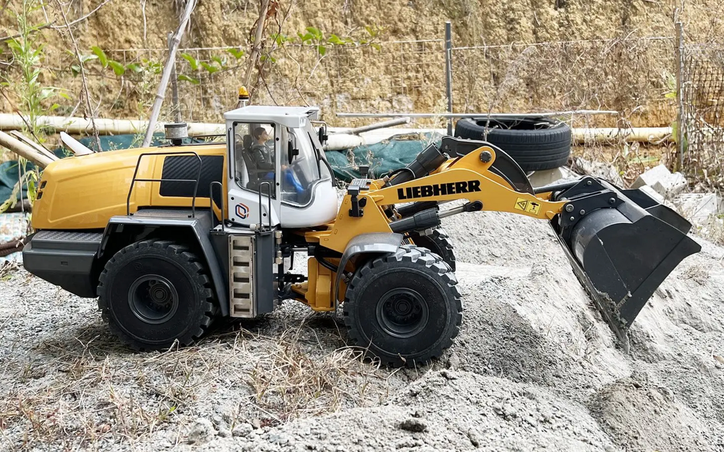 RC 1/14 Liebherr L580 Xpower Wheel Loader