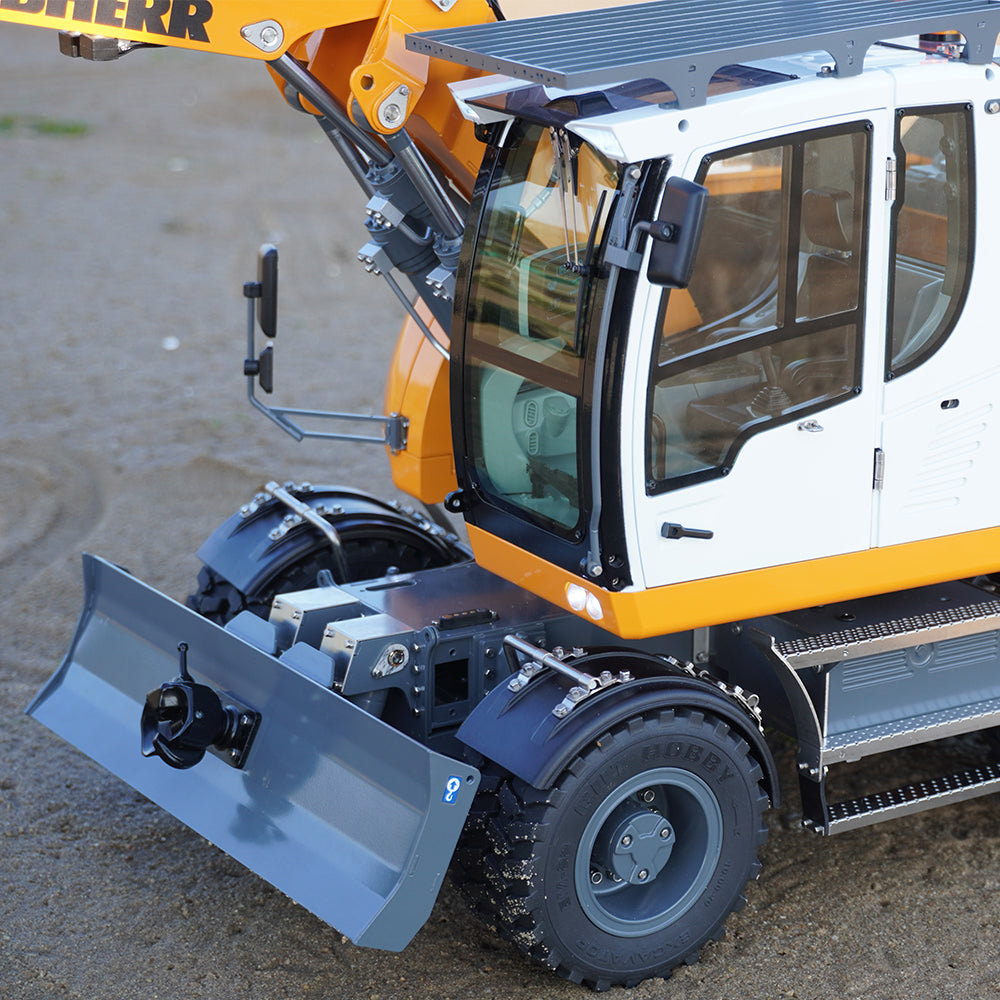RC 1/14 Liebherr A914 Wheel Excavator CUT