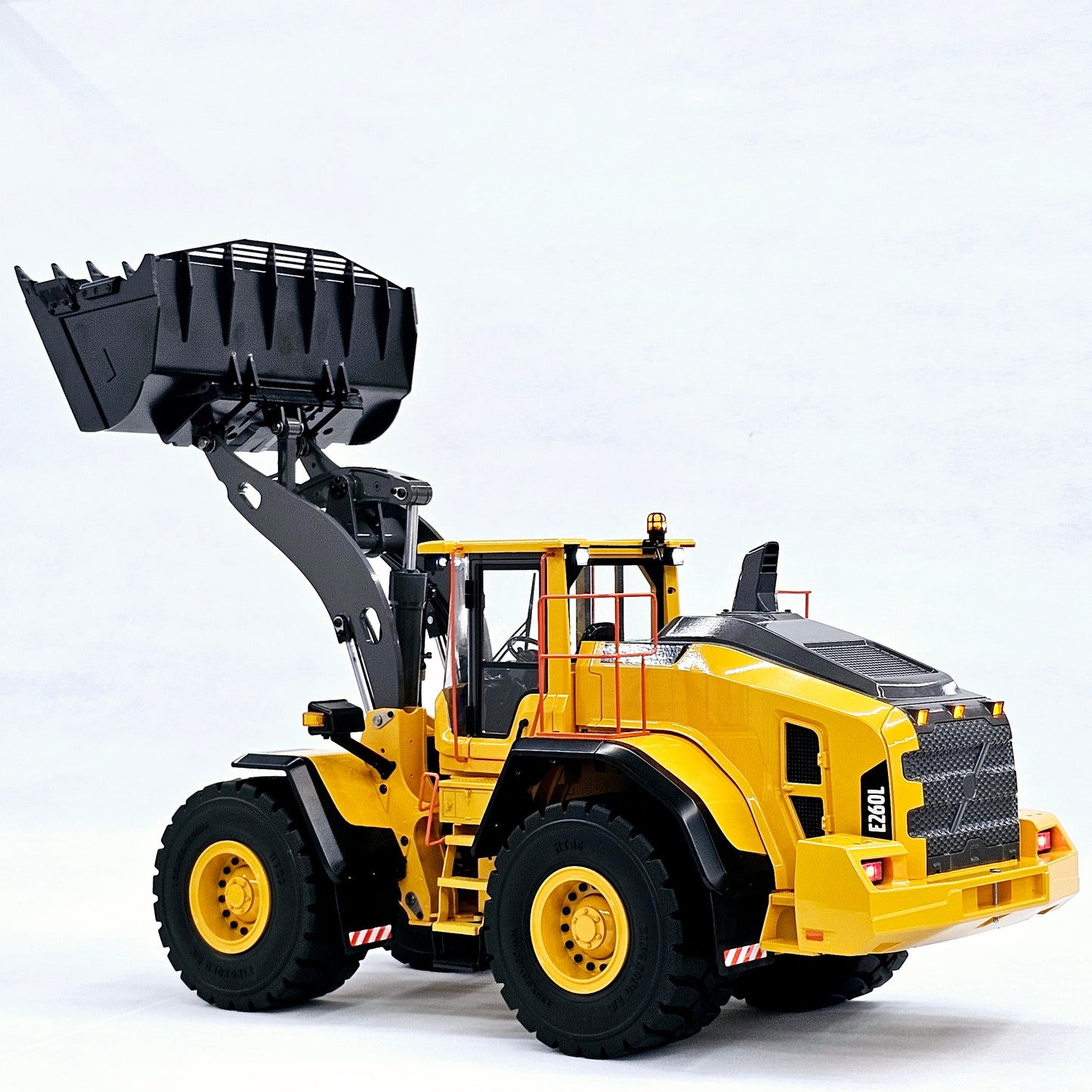 RC 1/14 Volvo Radlader L260 MT-Models