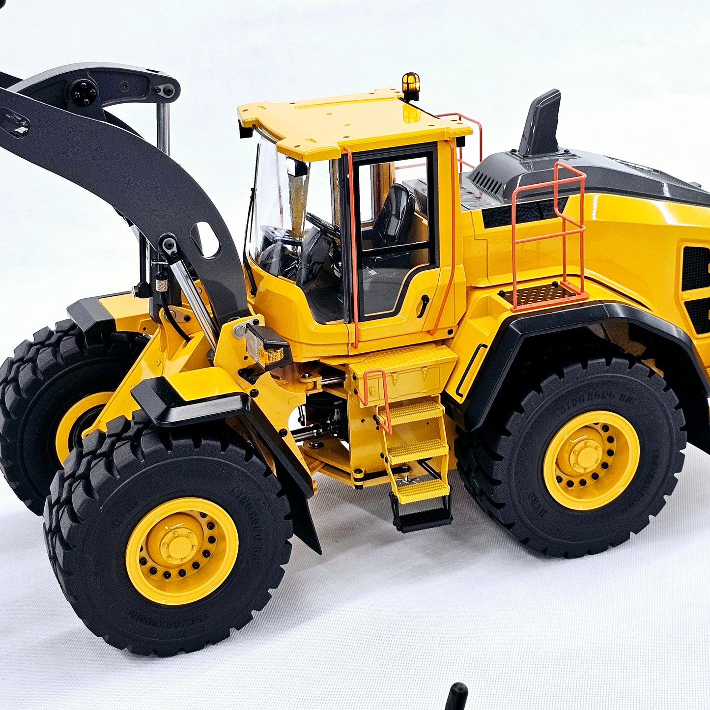 RC 1/14 Volvo Radlader L260 MT-Models