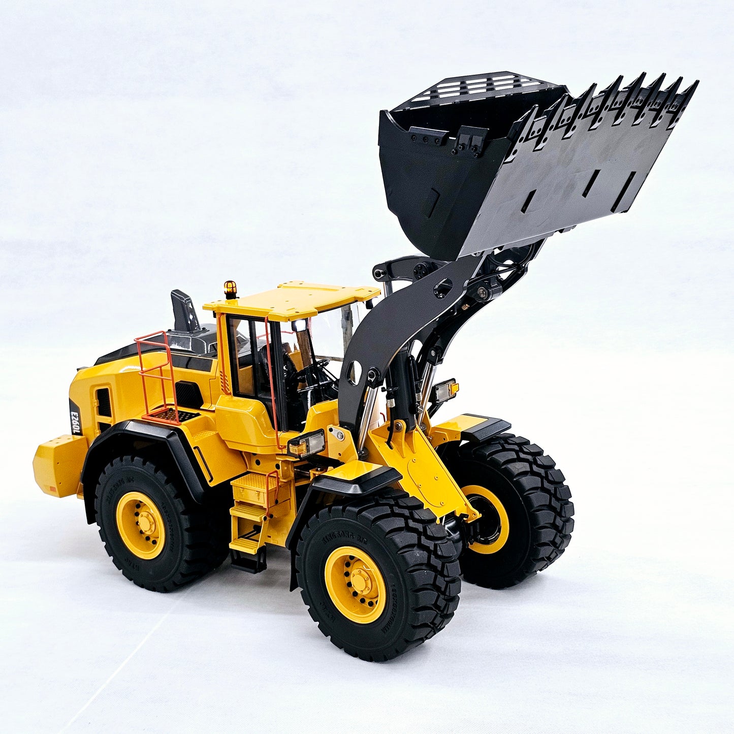 RC 1/14 Volvo Radlader L260 MT-Models
