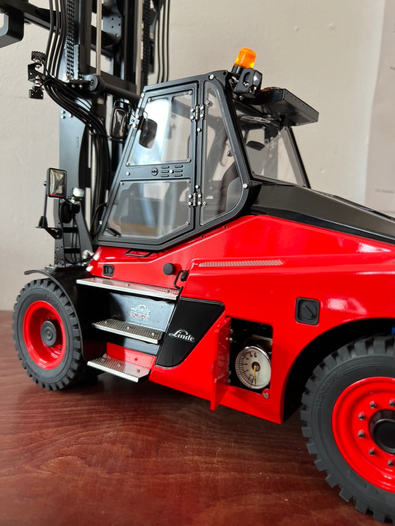 RC 1/14 Linde Forklift Truck Lesu