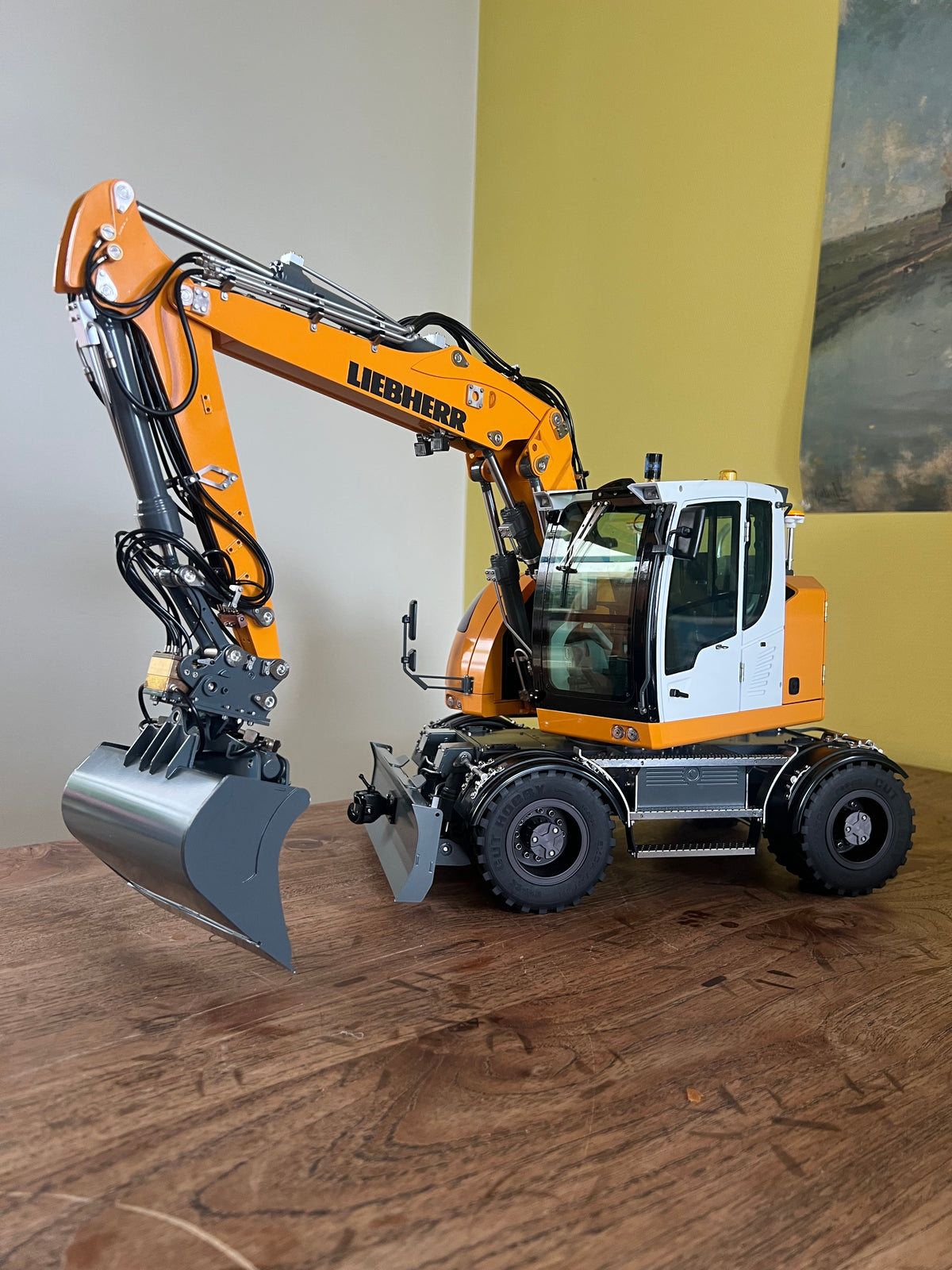 RC 1/14 Liebherr A914 Wheel Excavator CUT UPGRADED Version // No Hydraulic Support Legs