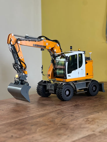 RC 1/14 Liebherr A914 Wheel Excavator CUT UPGRADED Version // No Hydraulic Support Legs