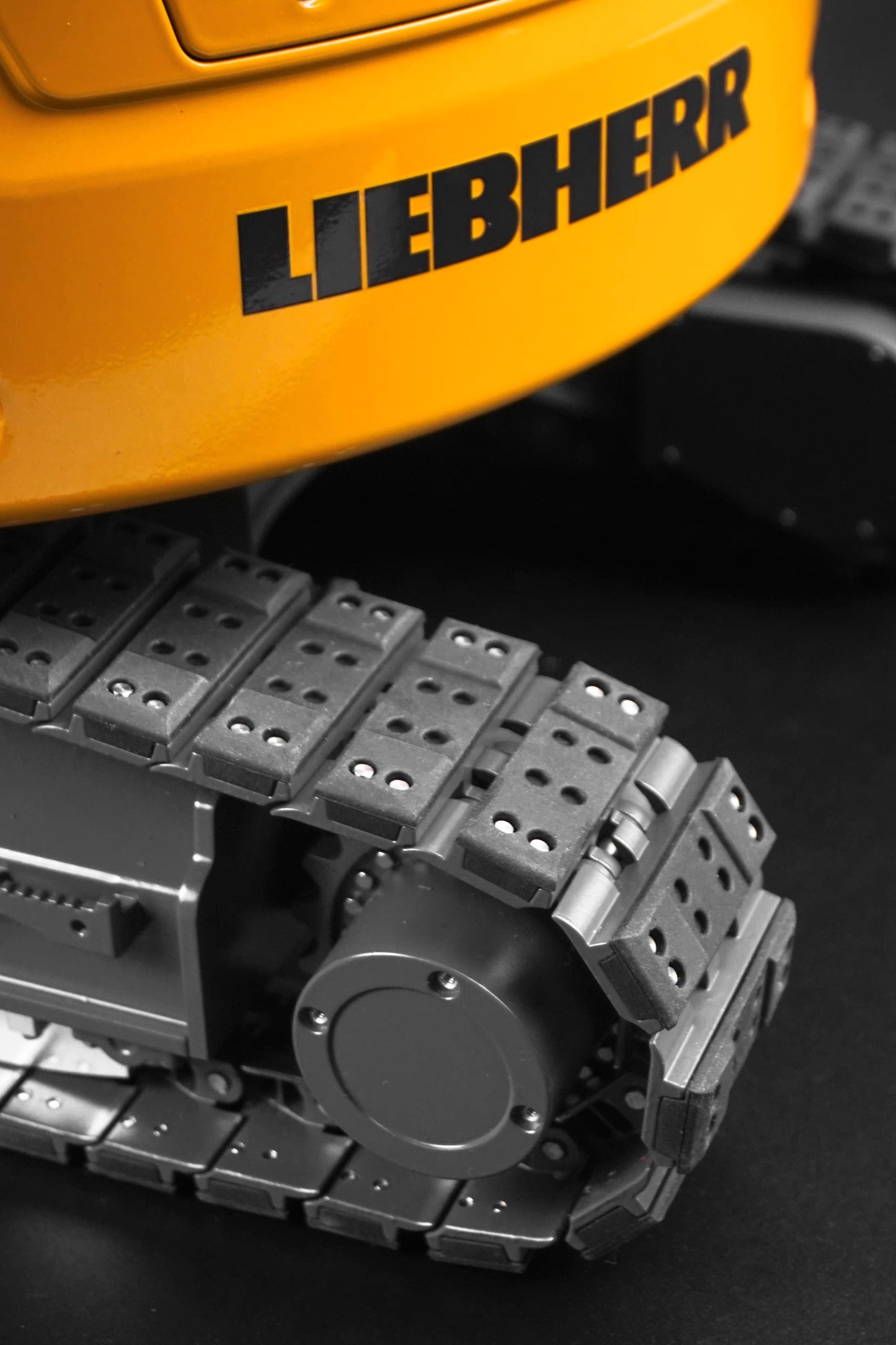 RC 1/14 Liebherr R914 Excavator