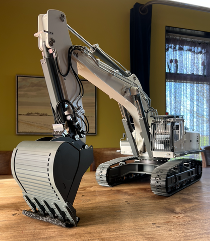 RC 1/14 Liebherr R970 100-S PRO Excavator Kabolite