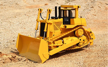 RC 1/14 CAT D9 Bulldozer