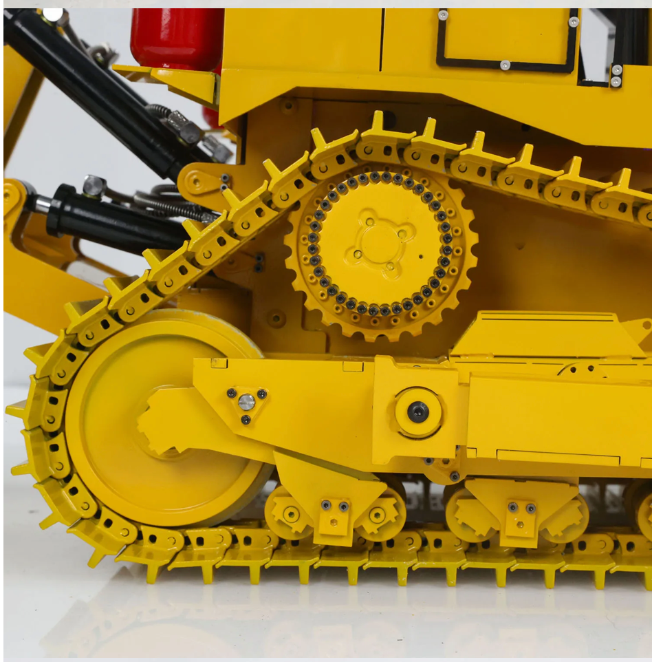 RC 1/14 CAT D11T Bulldozer