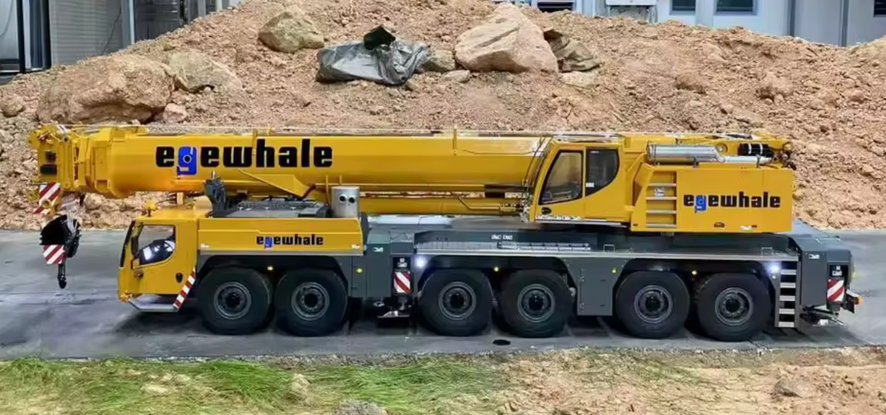 RC 1/14 Liebherr LTM 1350 Crane