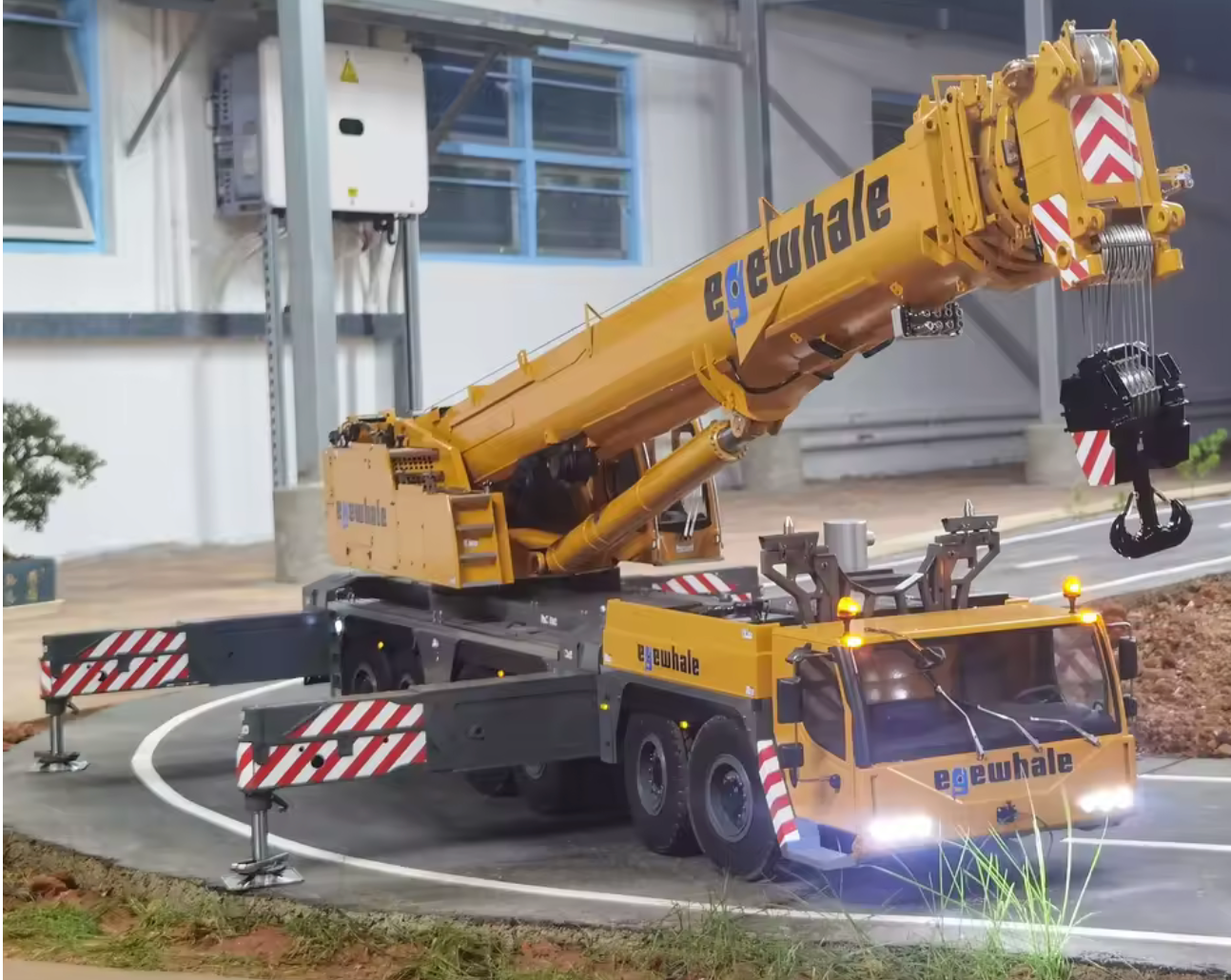 RC 1/14 Liebherr LTM 1350 Crane