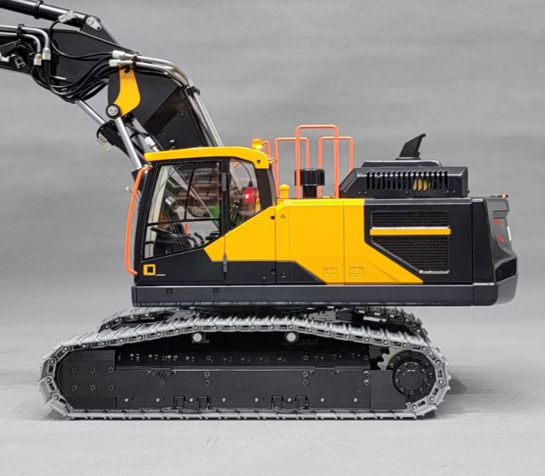 RC 1/14 Liebherr R946 Raupenbagger mit Dreifachausleger