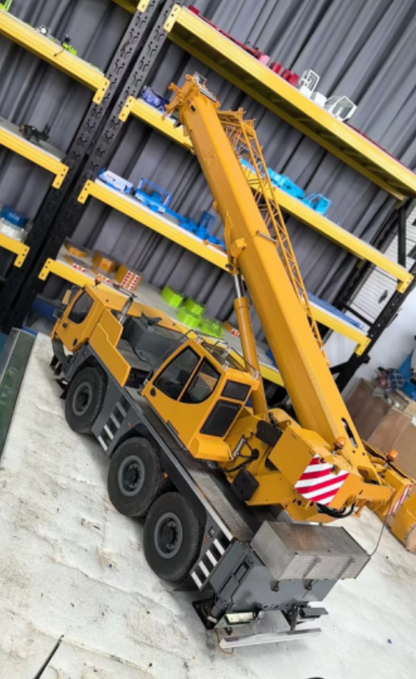RC 1/14 Liebherr LTM 1050 Crane Eyewhale