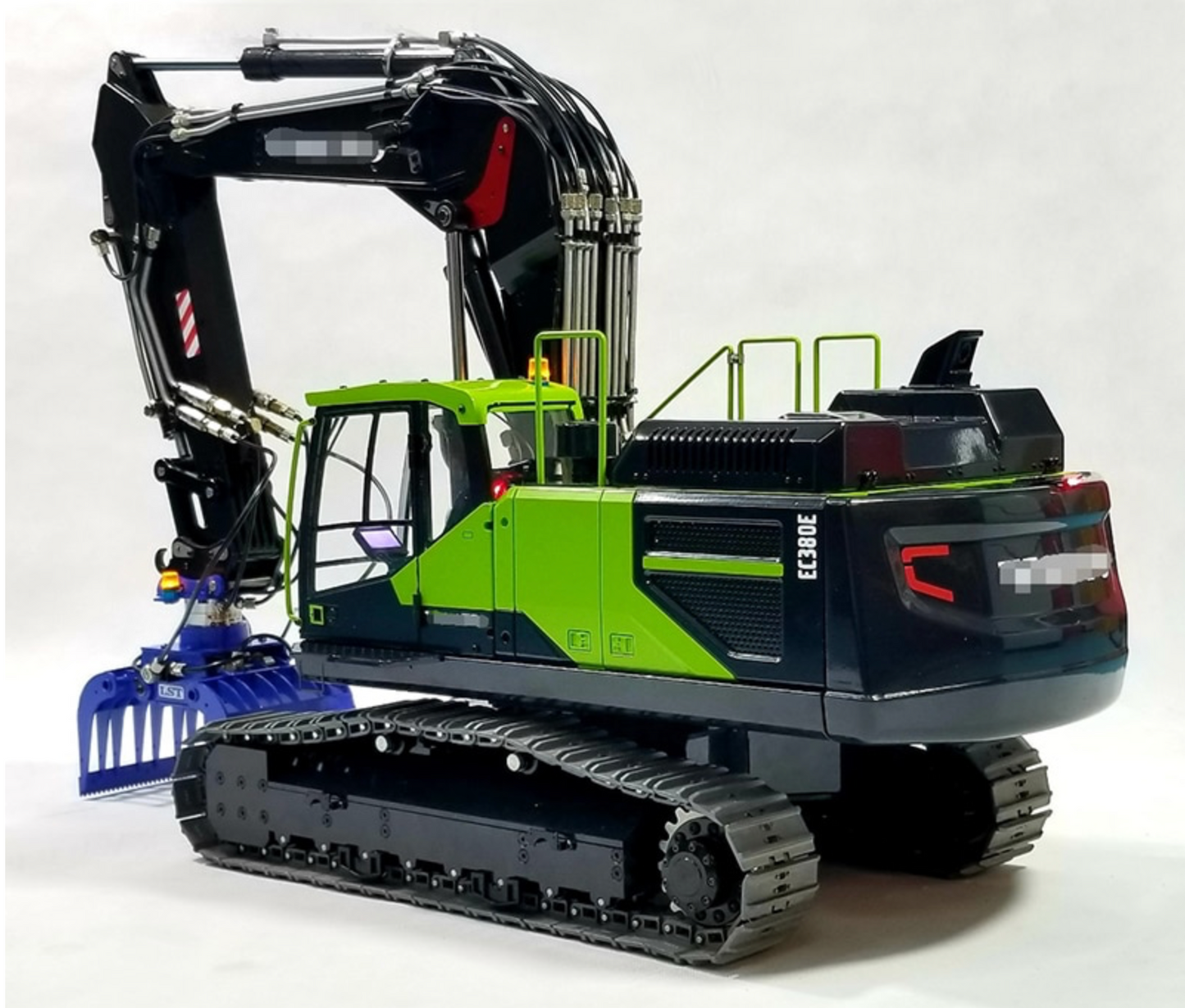 RC 1/14 Liebherr R946 Raupenbagger mit Dreifachausleger