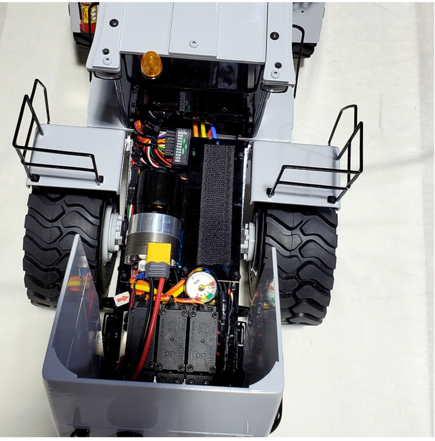 RC 1/14 CAT 970K Radlader JDM