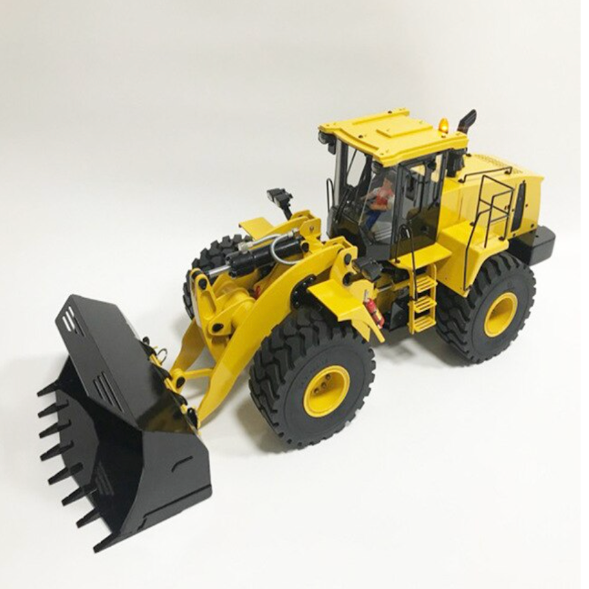 RC 1/14 CAT 970K Radlader JDM