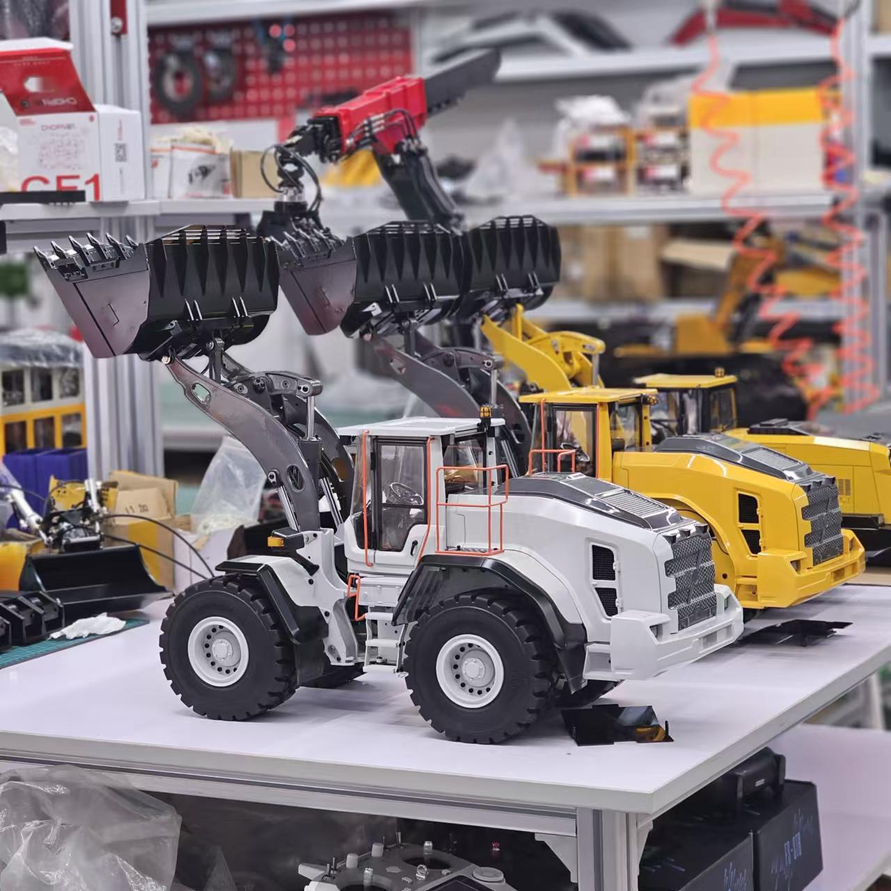RC 1/14 Volvo Radlader L260 MT-Models